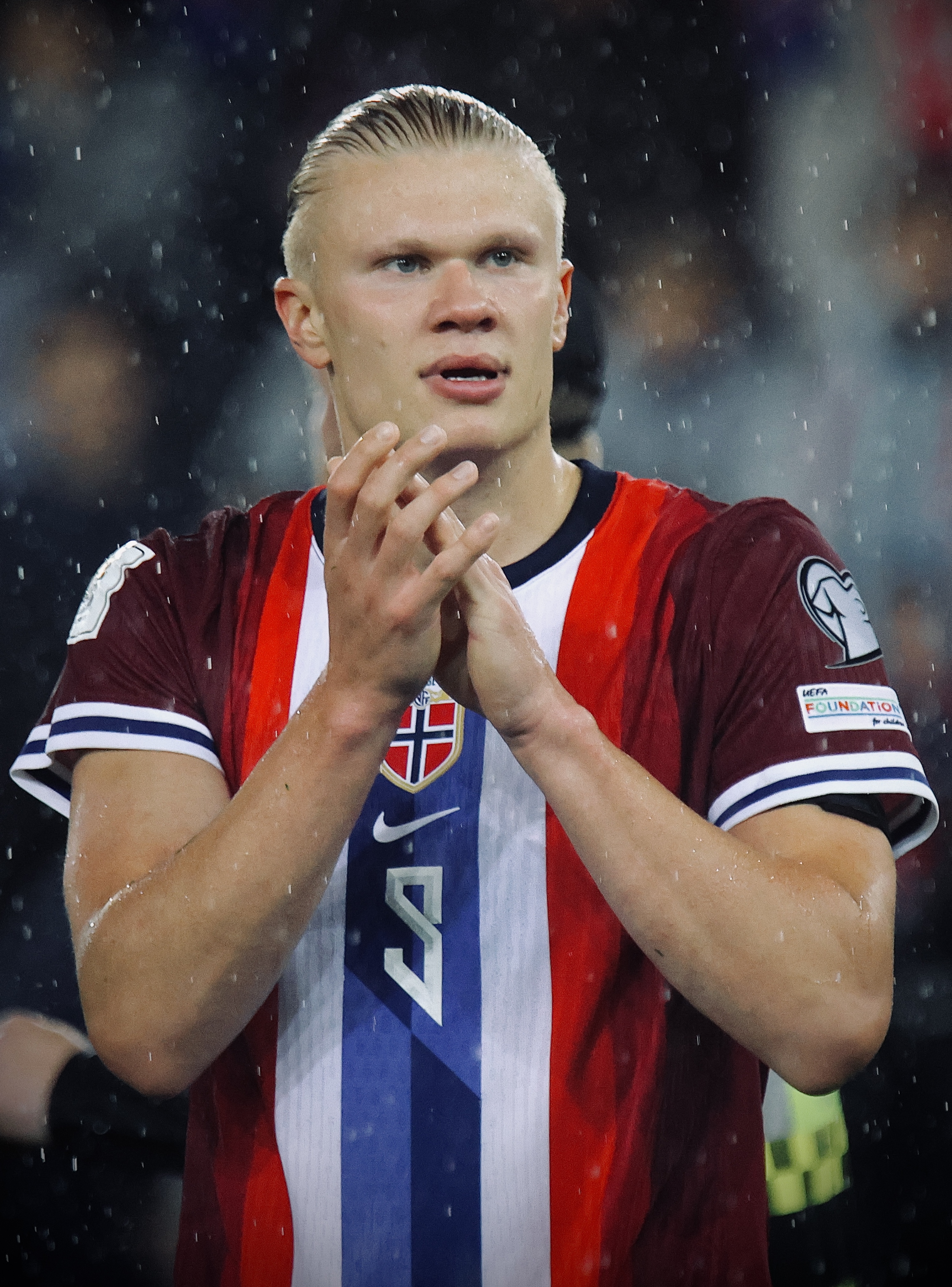 Erling Braut Haaland i norsk landslagsdrakt i juni 2025.
